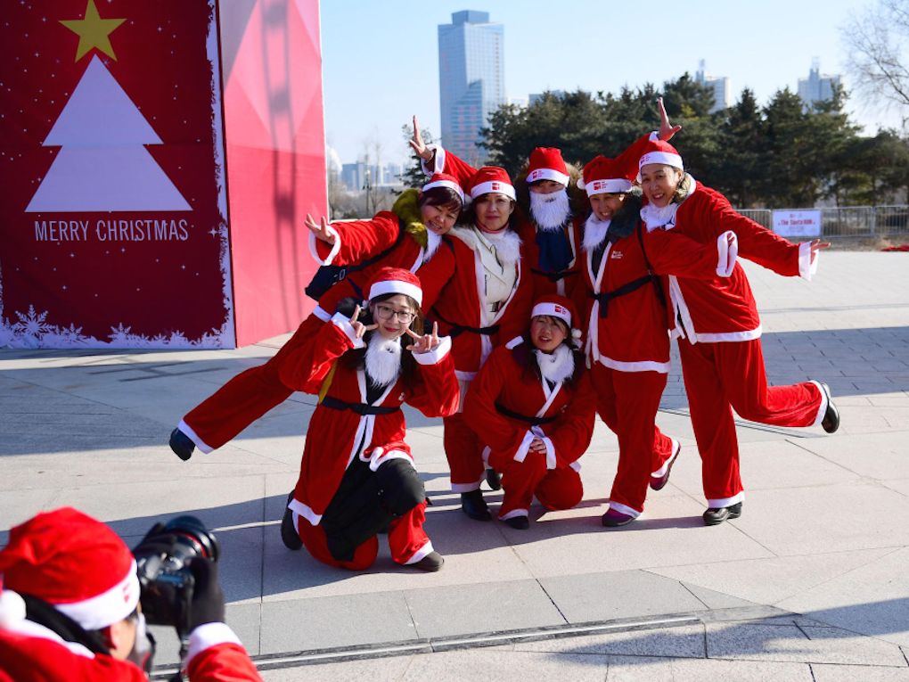 chinas-new-christmas-traditions.png