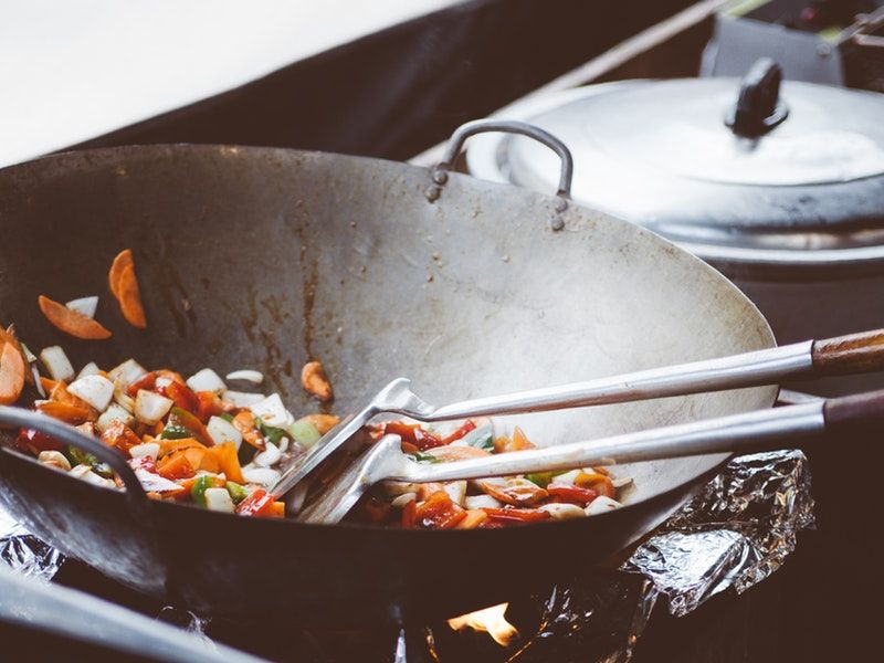 cookware-cuisine-delicious-175754.jpg