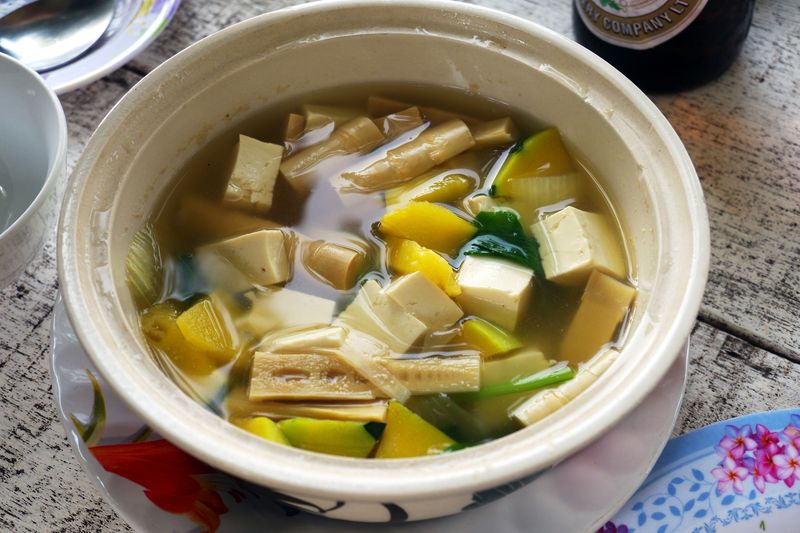 Pumpkin soup with bamboo shoots and tofu