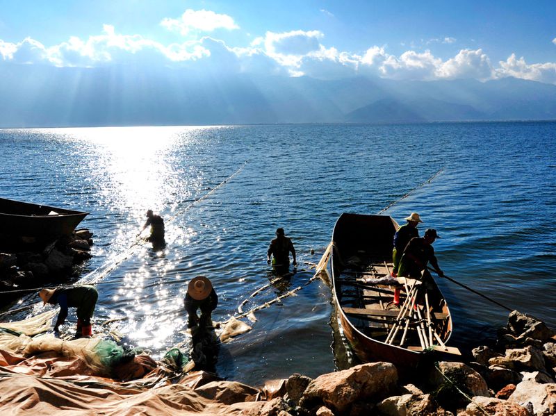 erhai lake fishermen dali