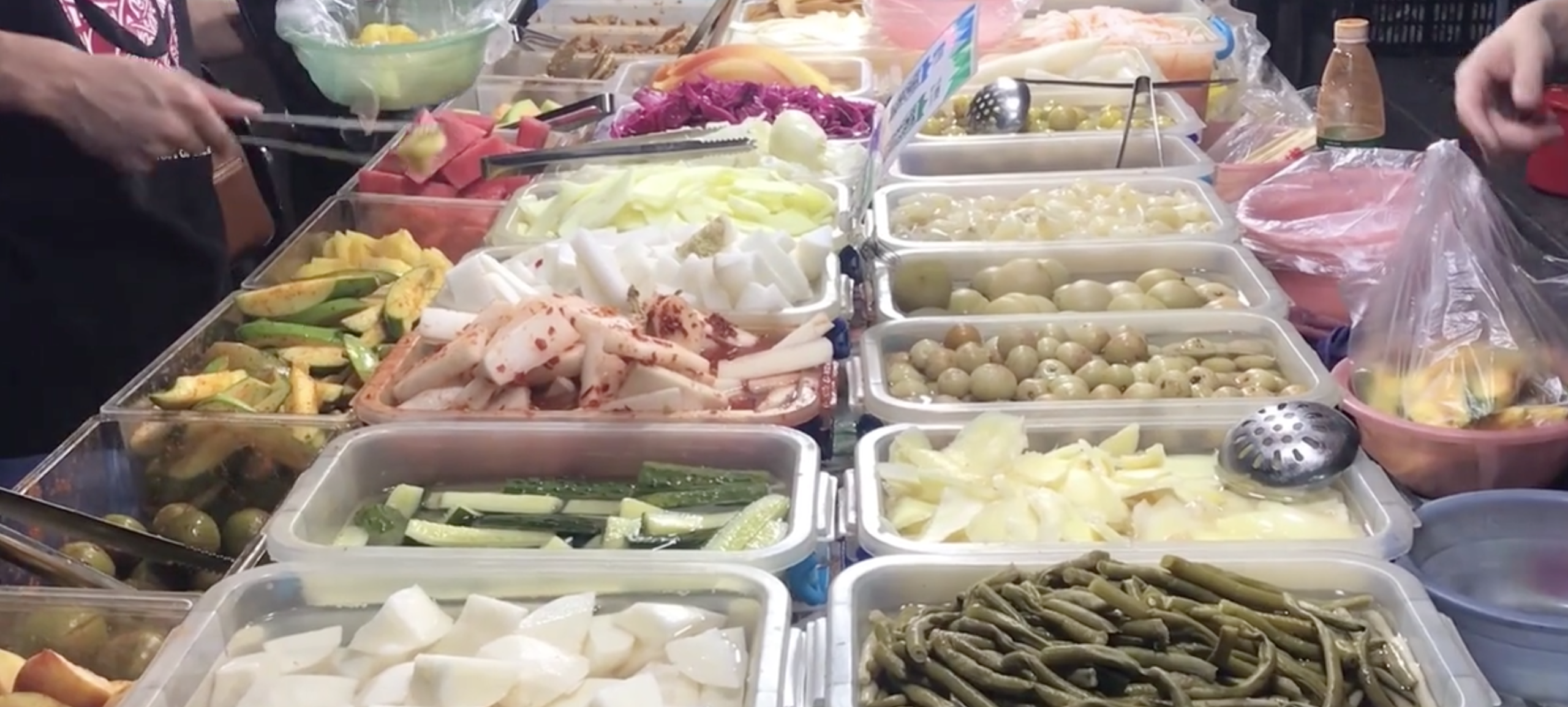 How “Sour Stuff” Helps Guangxi Locals Beat the Summer Heat over